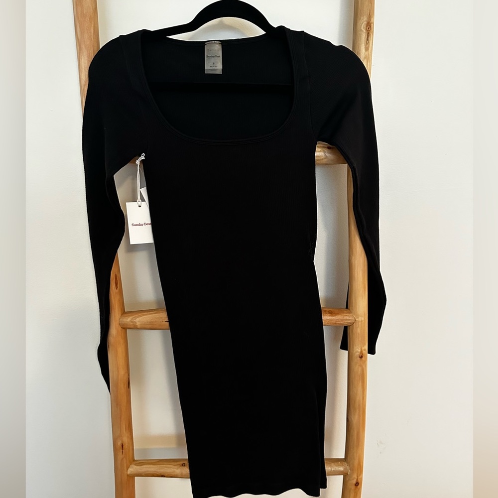 New Aritzia- Sunday Best 'Delta' Sinch Seamless Ribbed Black Dress. Size S.